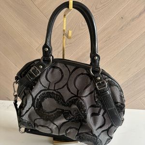 Coach medium handbag